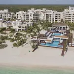 Beautiful Apartment By The Beach!